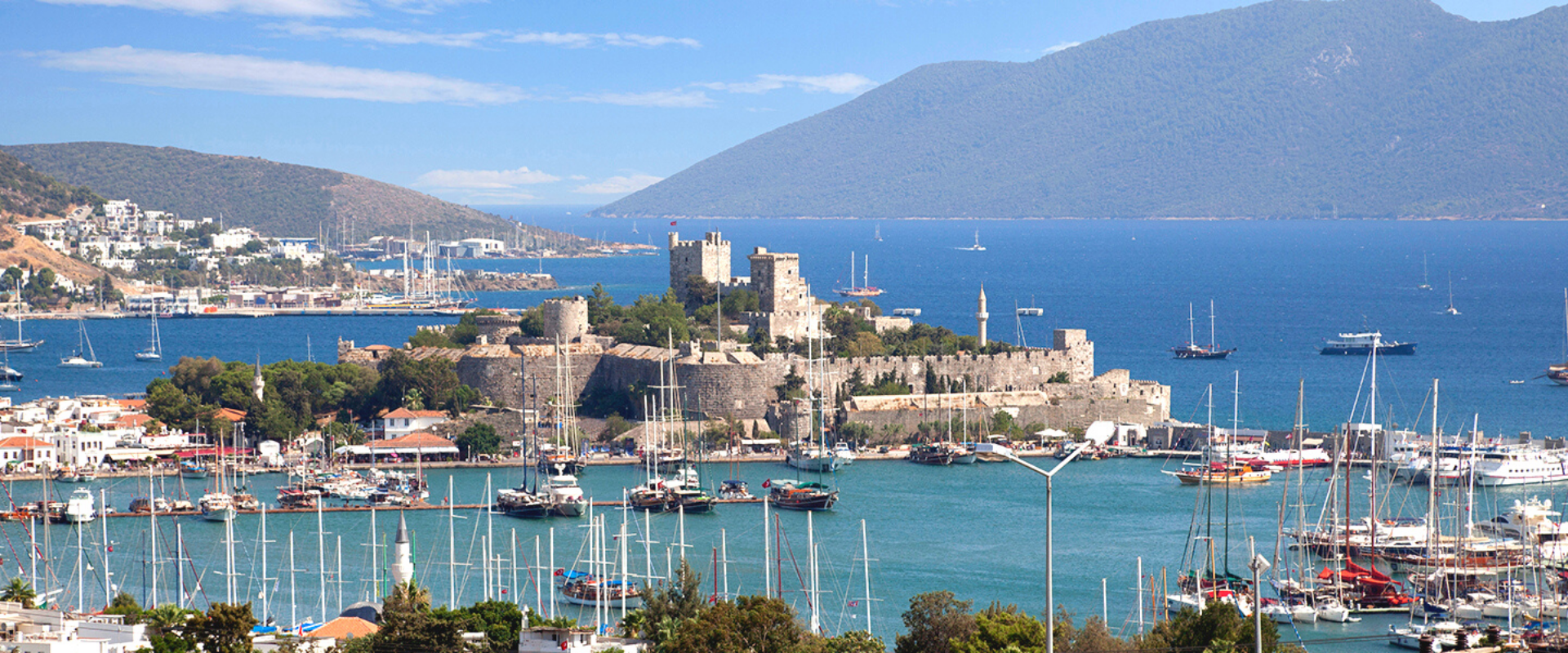 Akdeniz’in Masalı: Begonvil Kokulu Kasabalar ve Limanlar