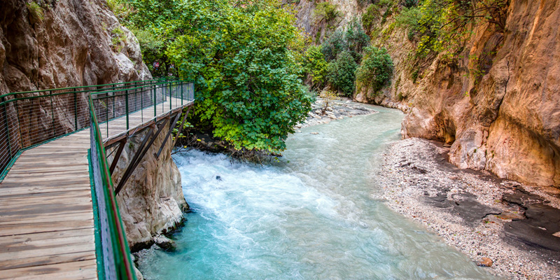 Saklıkent Milli Parkı: Kanyon Gezileri ve Rafting